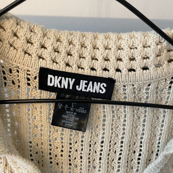 DKNY Jeans Textured Knit Collared Sleeveless Top – Oatmeal (Large) - Picture 2 of 4